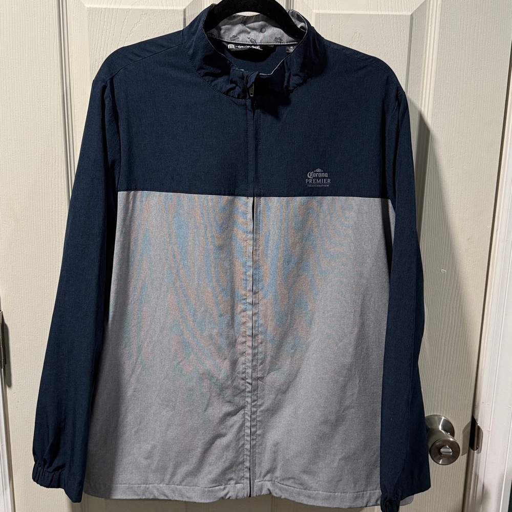 Travis Mathew Golf Jacket - Picture 2 of 5